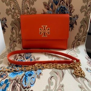 AUTHENTIC TORY BURCH BRITTEN CROSSBODY